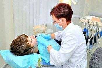 Кто имеет право на льготные зубные протезы
