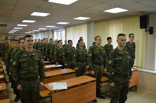 Учебные заведения с военной кафедрой
